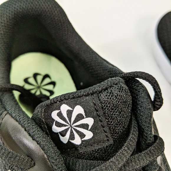 Nike Tanjun Men's Running Athletic Sneaker Shoe Limited Edition Black DJ6258-003 - Picture 12 of 12